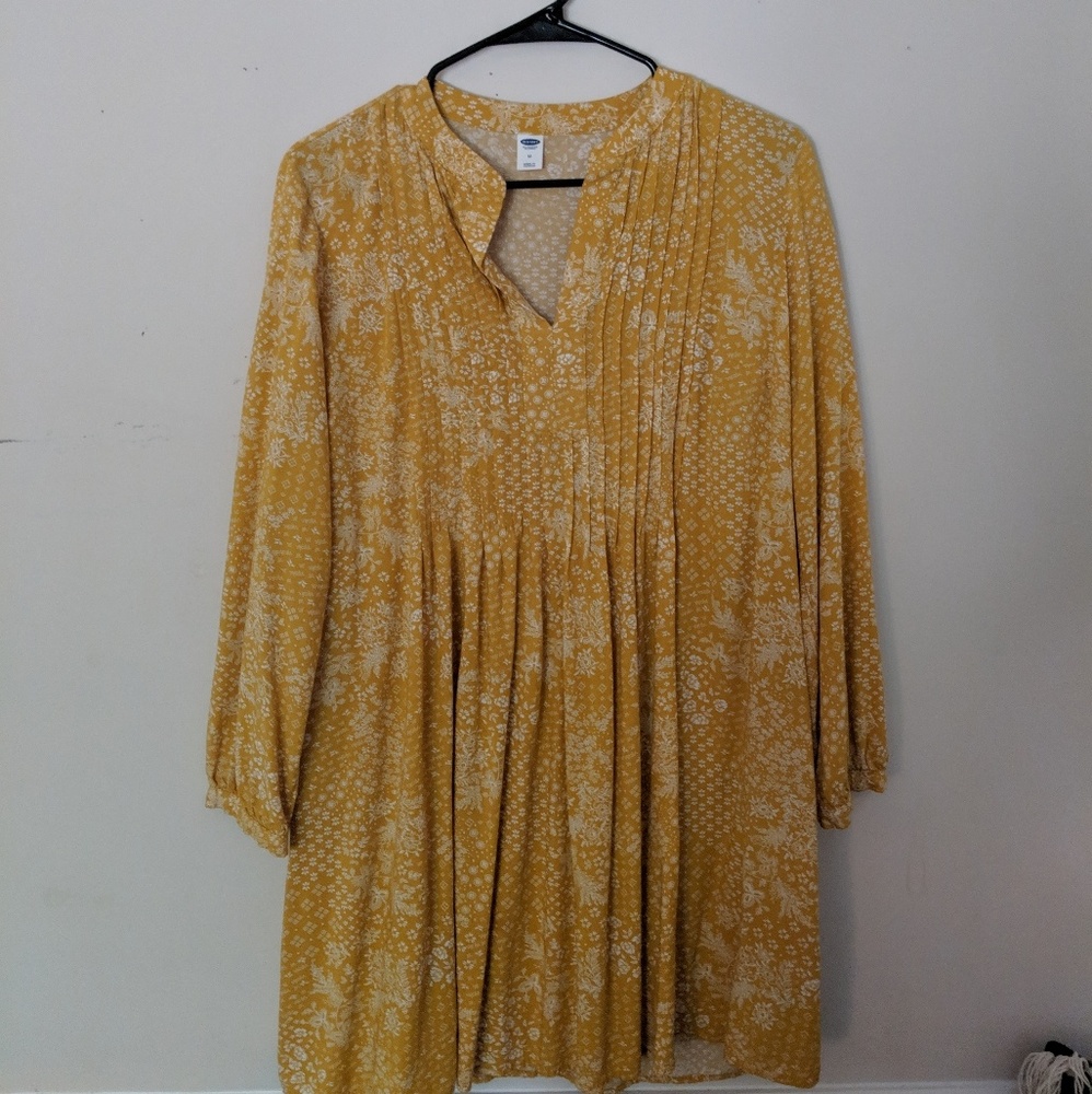 Long sleeve yellow dress